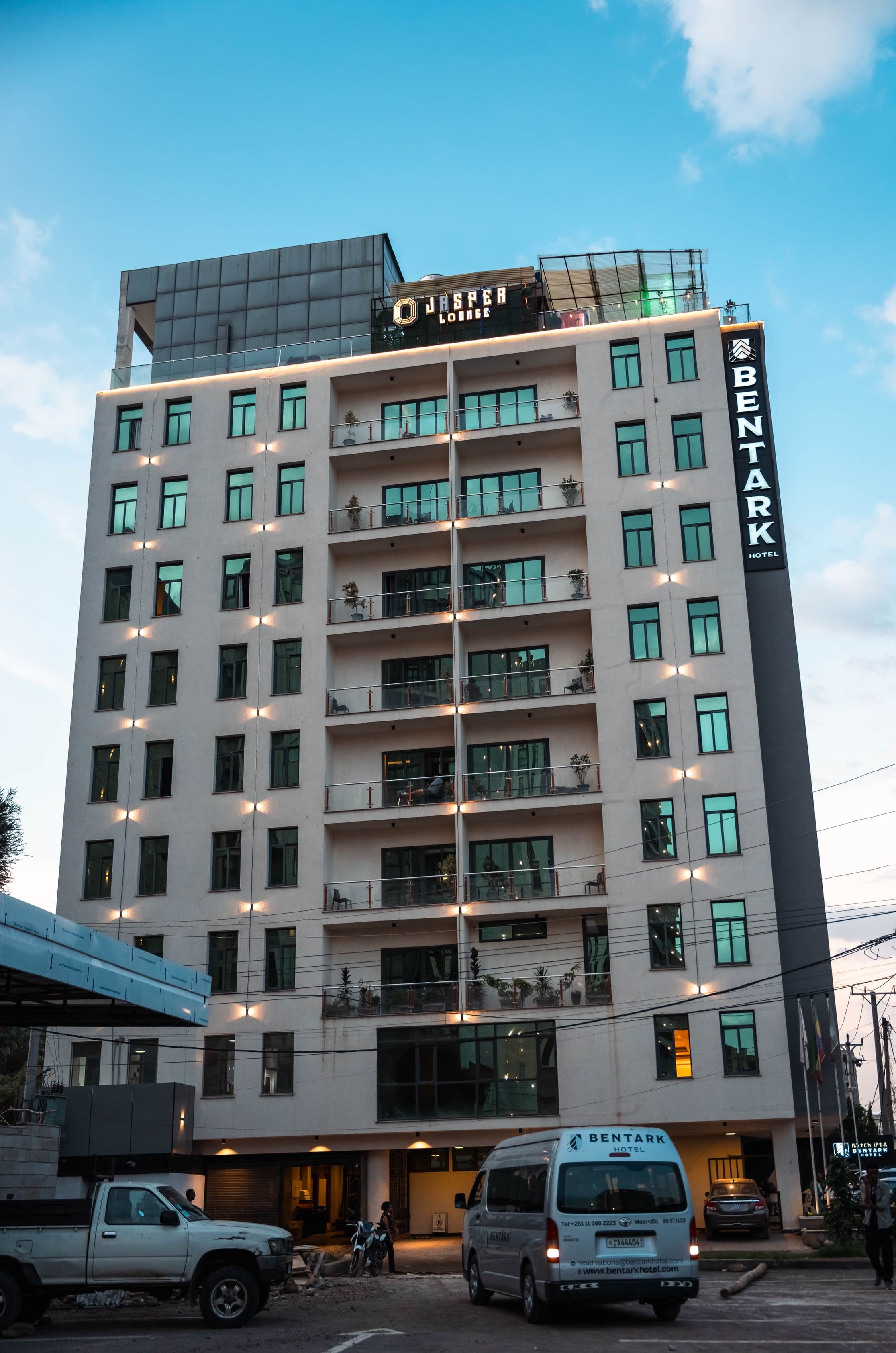 Bentark Hotel airport shuttle